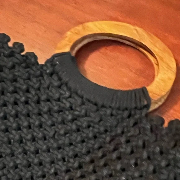 Danielle Nicole Black Macrame with Wooden Handle Handbag - Picture 7 of 8
